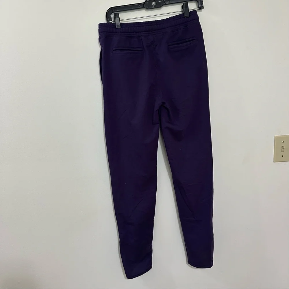Gymshark Joggers In Purple Size Women’s Medium Zippers At‎ Ankles